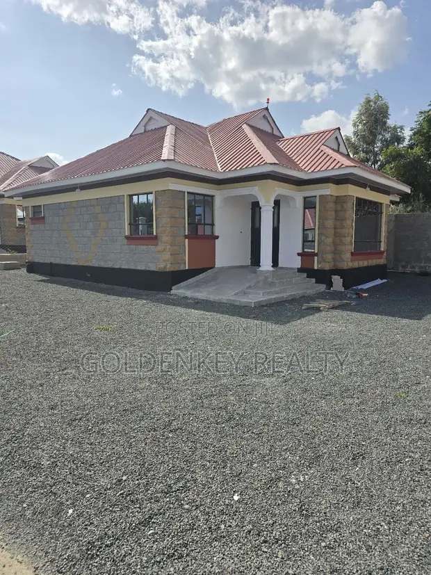 3bdrm Bungalow in Kitengela for sale