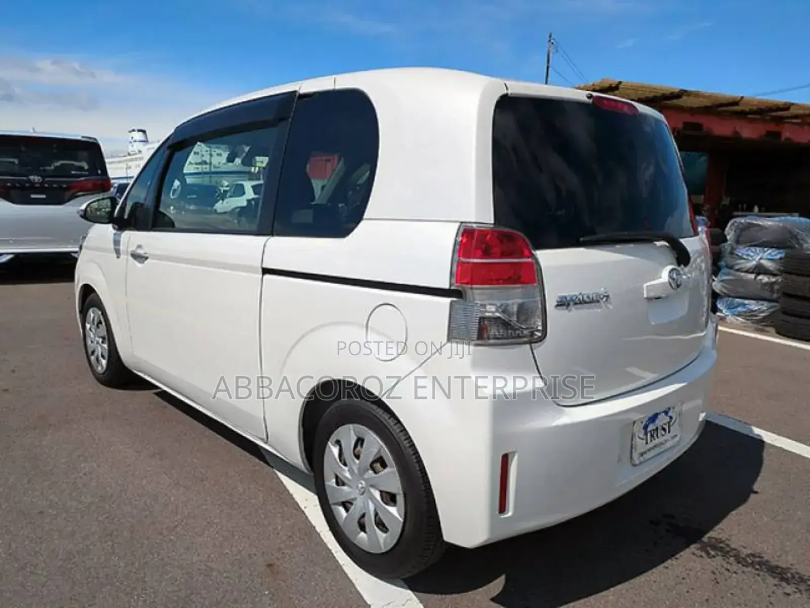 Toyota Spade 1.5 2018 White