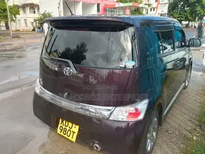 Toyota bB 2015 Brown