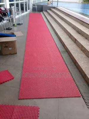 Anti-Slip Mats – Safe Flooring for Wet Zones