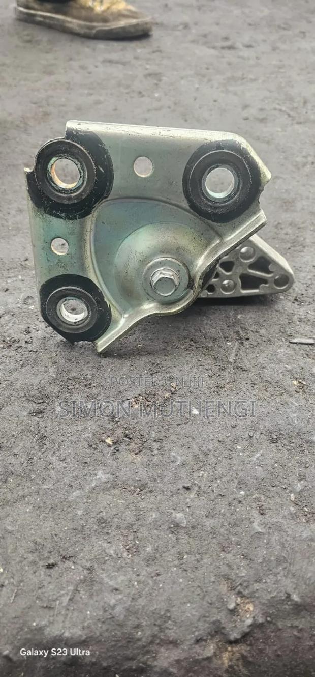 Mazda Engine Mountings (Old Demio Model)