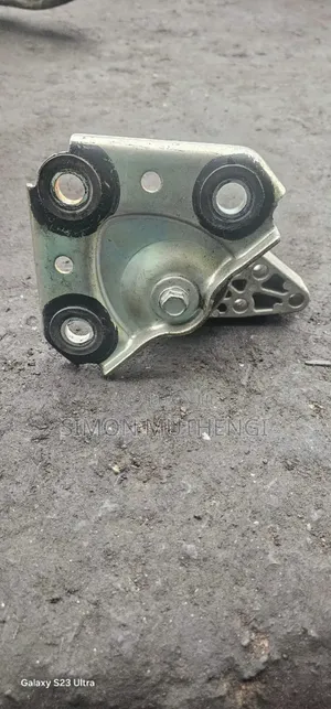 Mazda Engine Mountings (Old Demio Model)