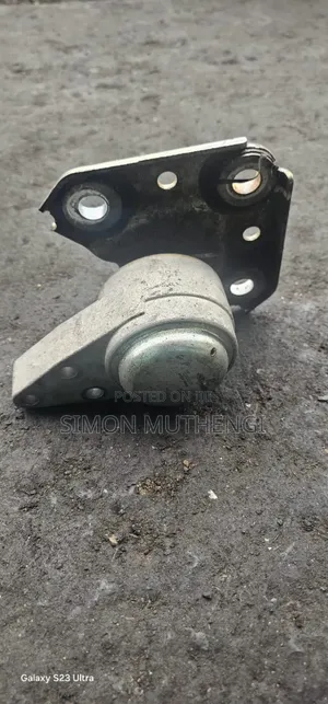 Mazda Engine Mountings (Old Demio Model)