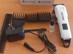 Ailyons Rechargeable Shaver - thumbnail 2