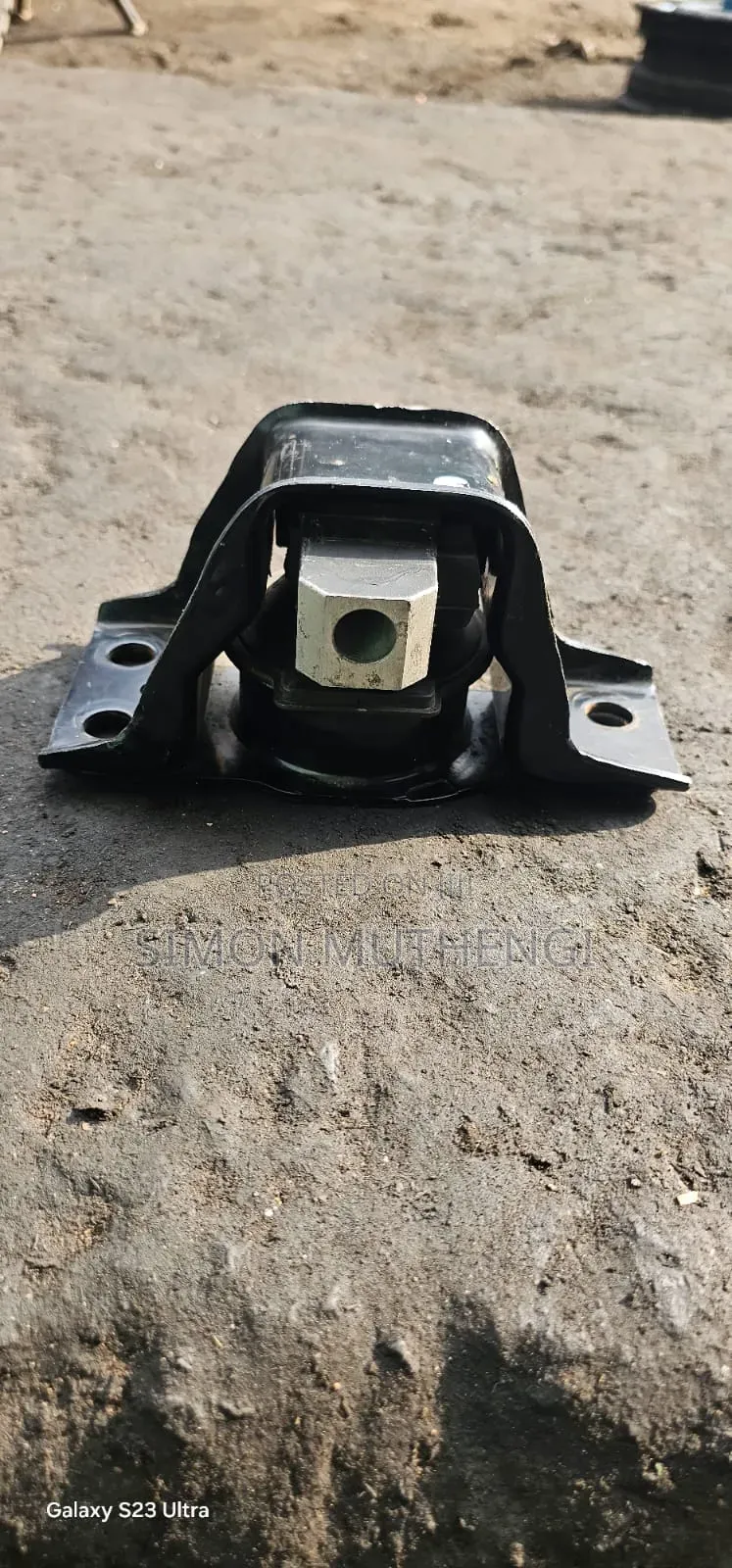 Mountings Hr15 Engine