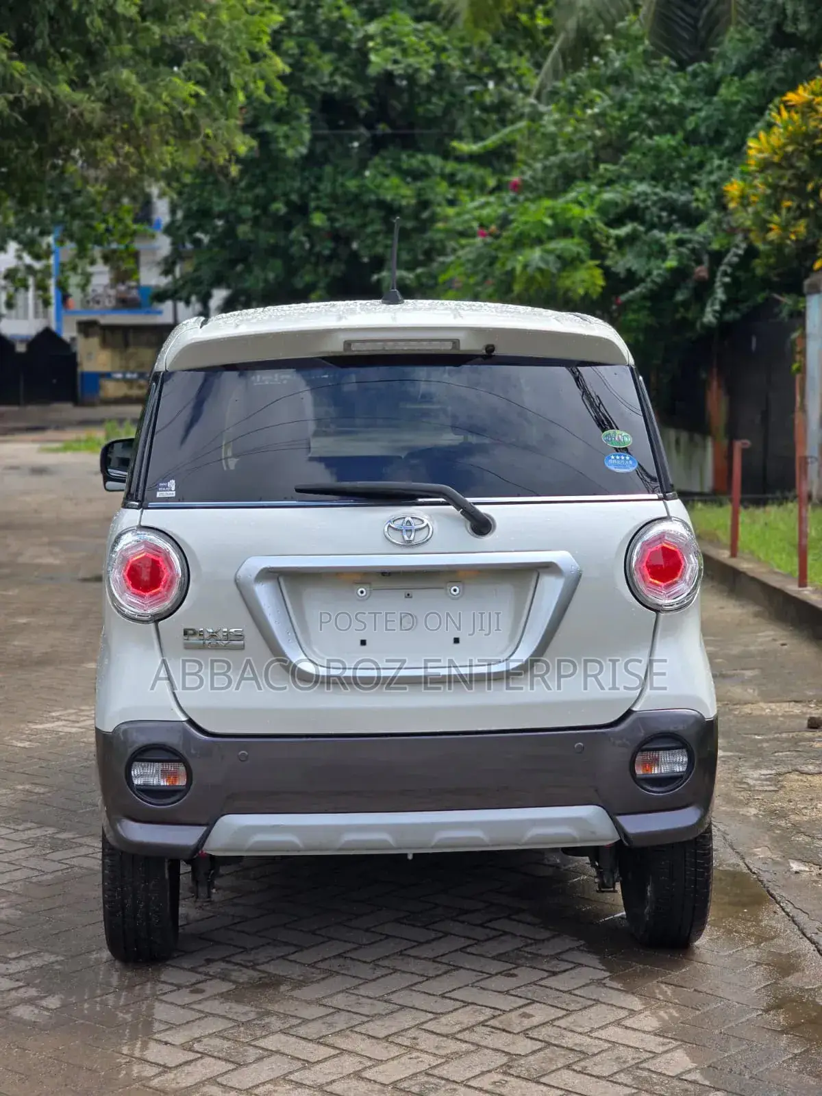 Toyota Pixis Joy 660 Turbo AWD 2018 White