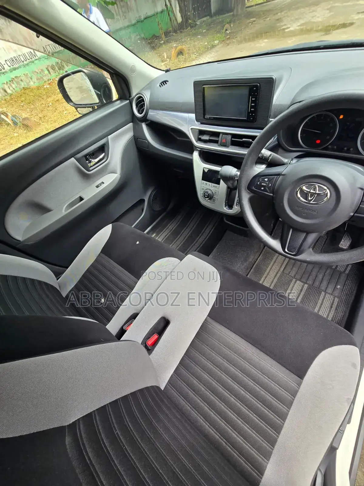 Toyota Pixis Joy 660 Turbo AWD 2018 White