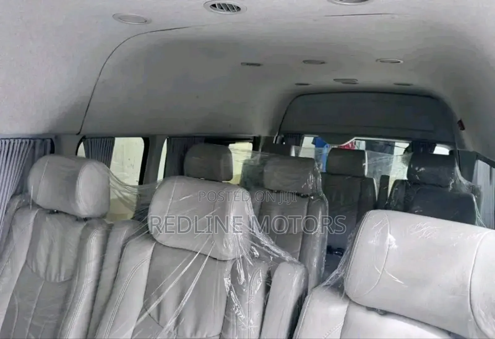 Toyota HiAce 2018 Off white