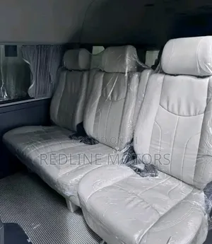 Toyota HiAce 2018 Off white