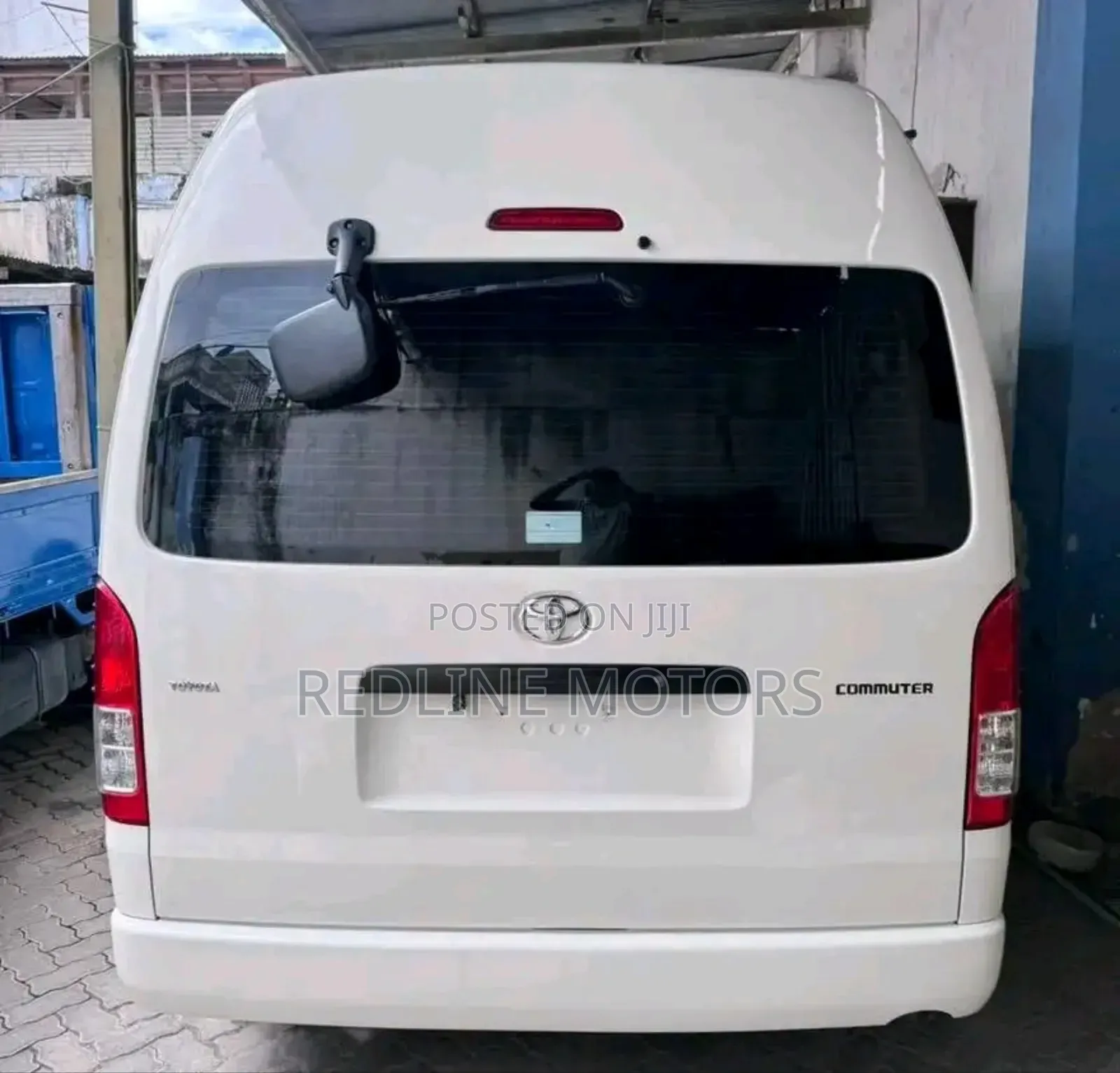 Toyota HiAce 2018 Off white