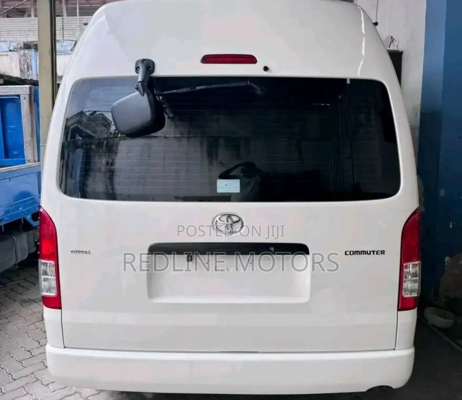 Toyota HiAce 2018 Off white