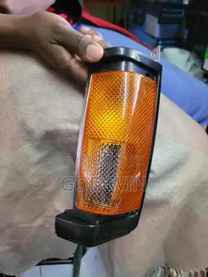 Corner Lamp Nissan Sahara Sunny