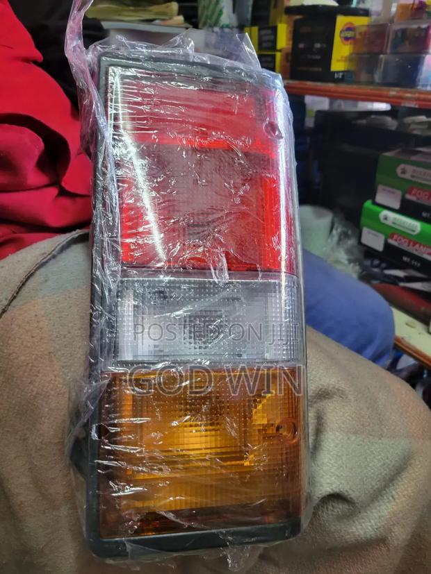 Taillight Lamp Nissan - thumbnail 2
