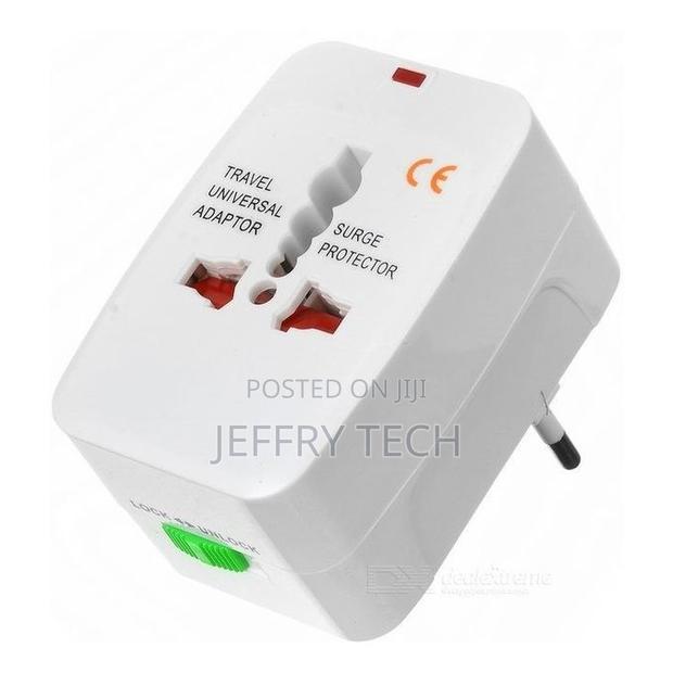 Universal Plug Adapter Electrical Power 125v 6a, 250v 13a - thumbnail 2