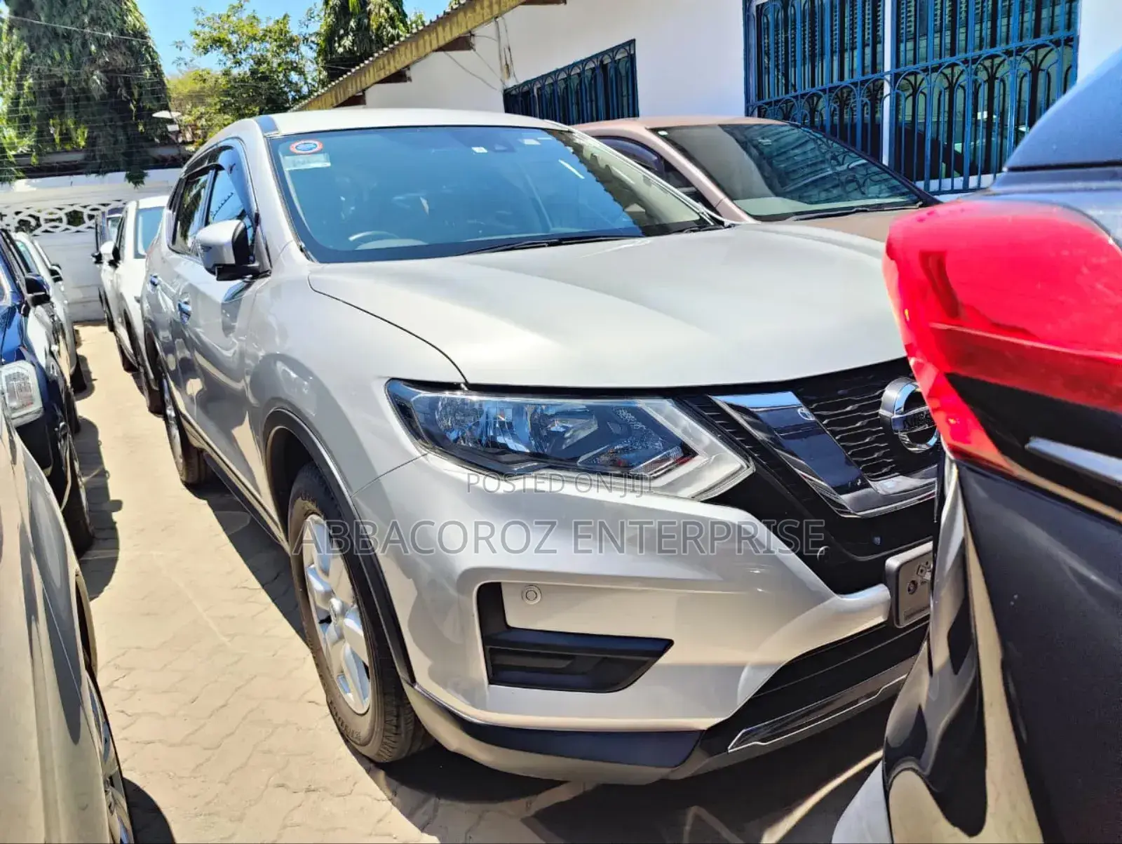 Nissan X-Trail 2.0 Petrol FWD 2017 Silver