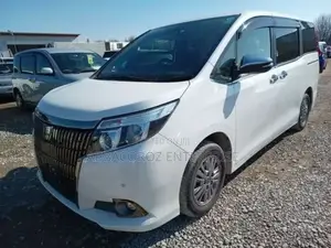 Toyota Esquire 2.0 AWD (8 seater) 2019 White