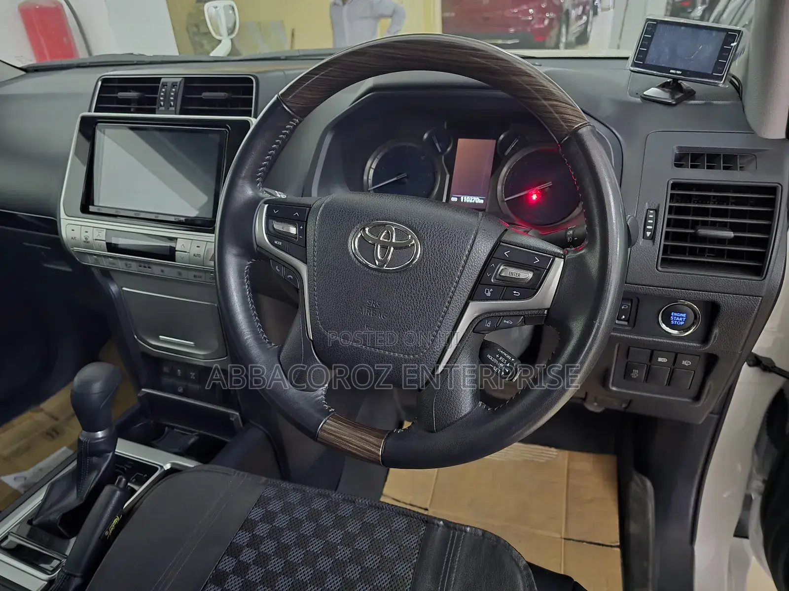 Toyota Land Cruiser Prado 2.7 2019 White