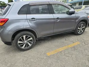 Mitsubishi RVR 2016 Gray