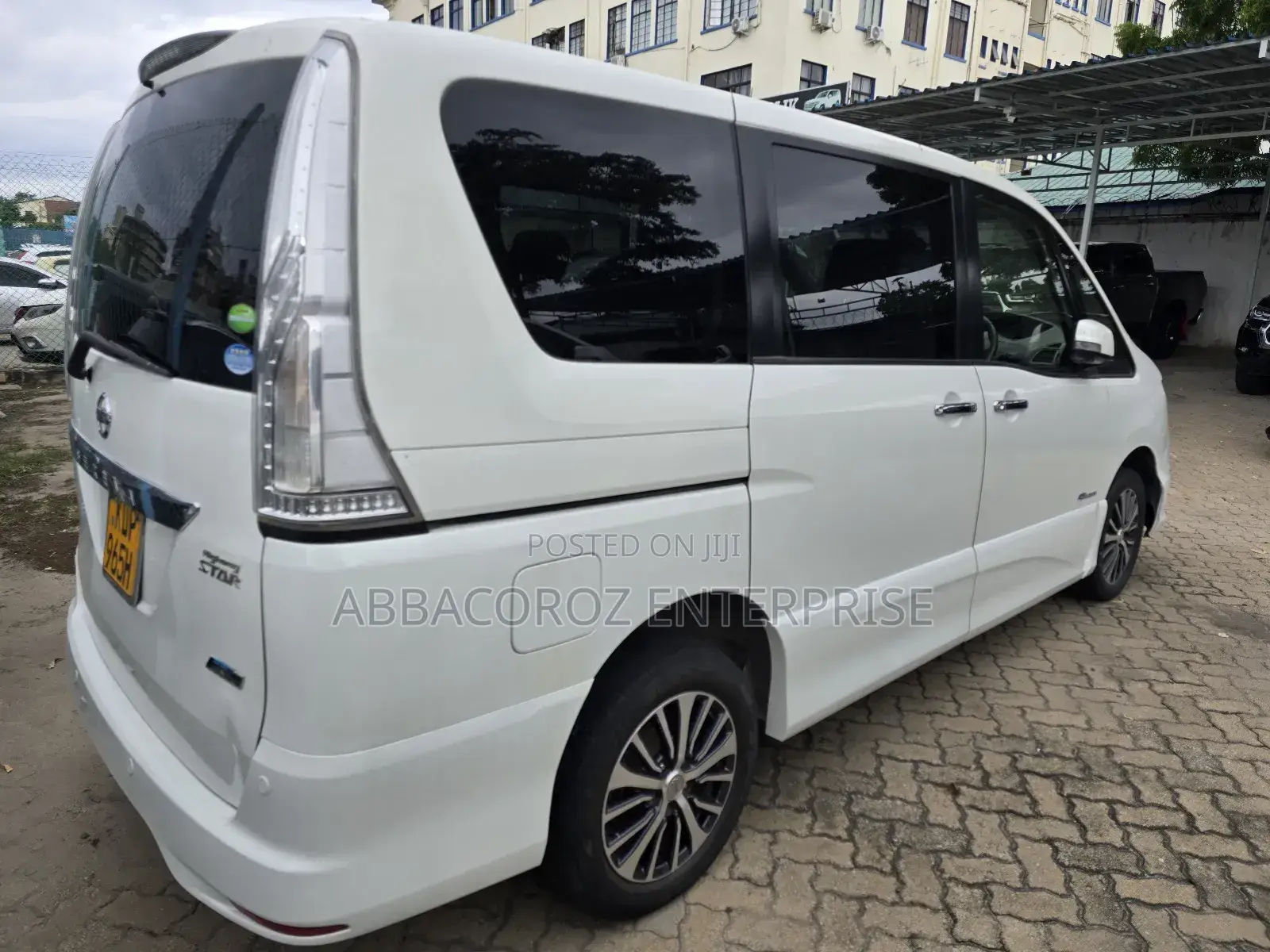 Nissan Serena 2016 White