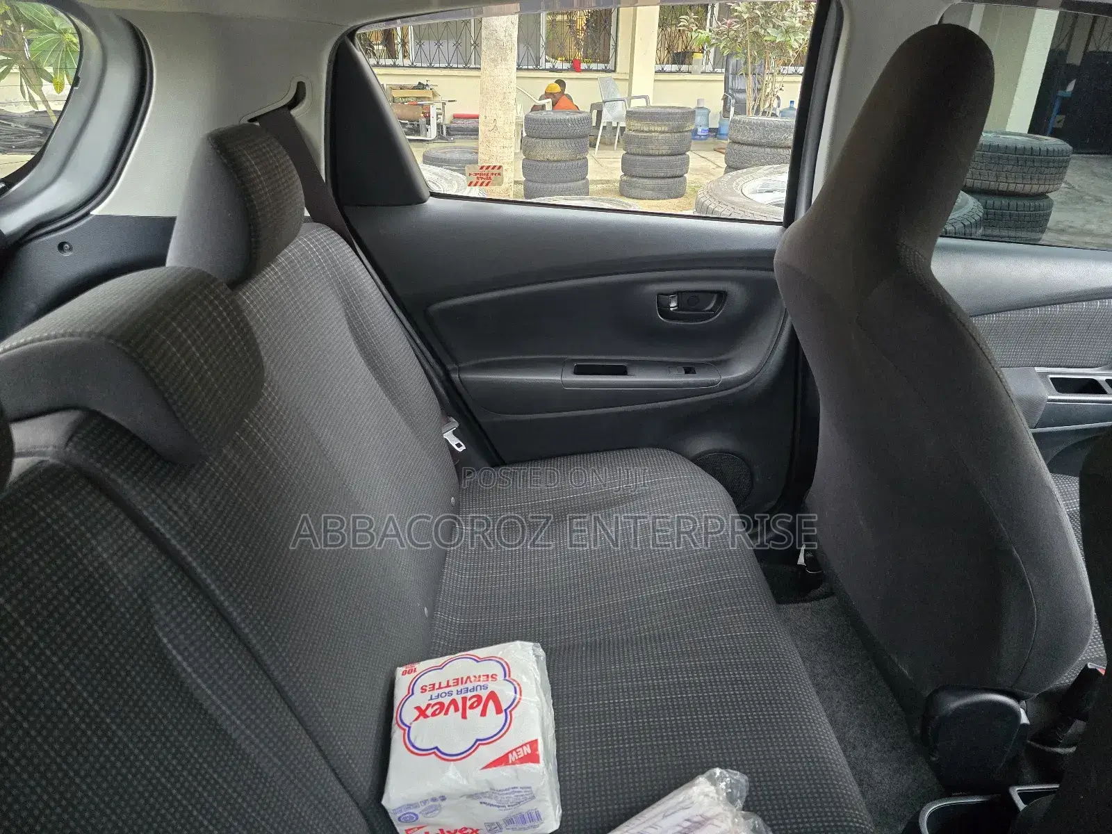 Toyota Vitz 1.5 FWD Hybrid 5dr 2019 Silver