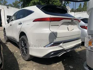Toyota Harrier 2.0 4WD 2020 Off white
