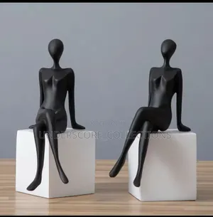*Decorative Sitting Figure Model