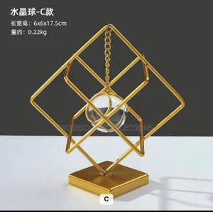 Center Piece With Pendulum