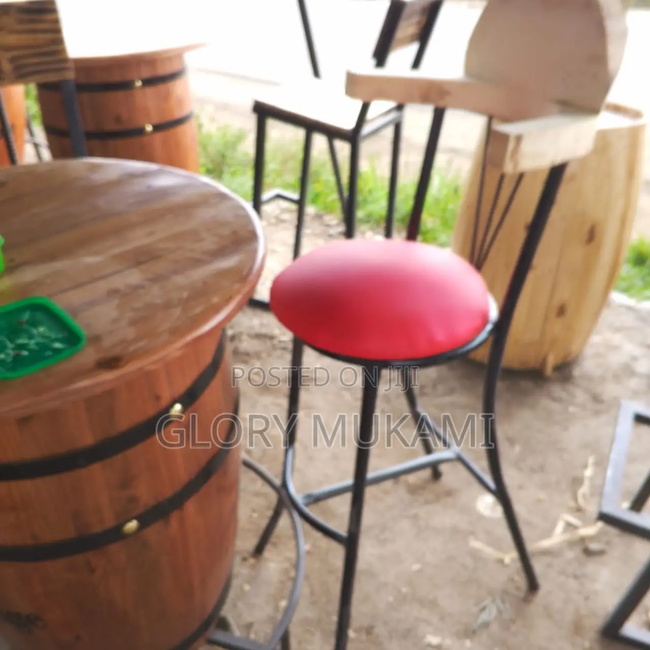 Barrel Table