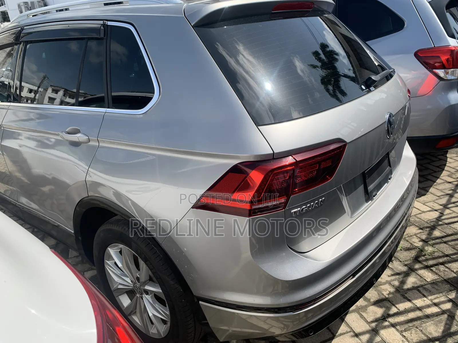 Volkswagen Tiguan 2.0T SE AWD 4MOTION 2018 Gold
