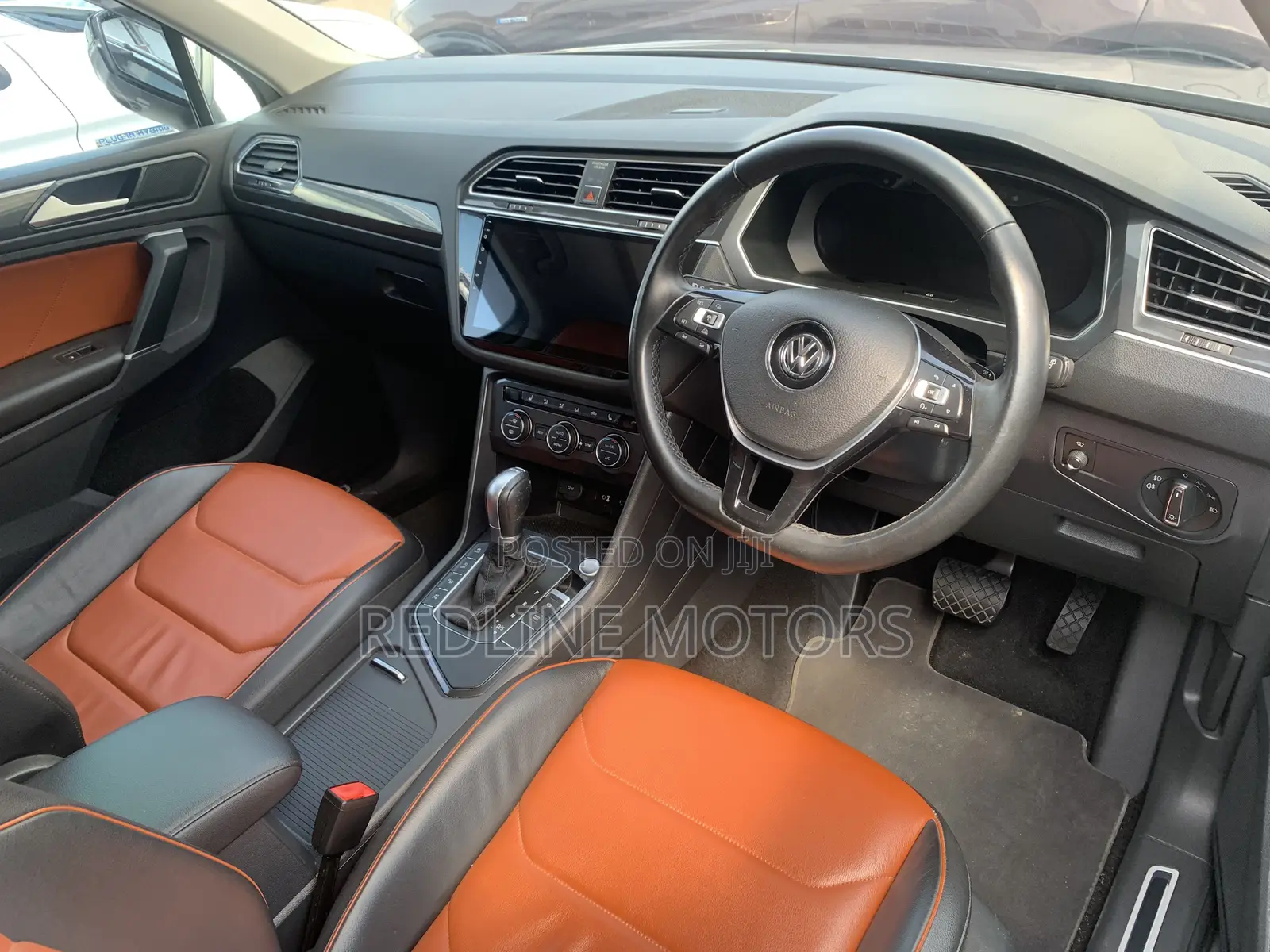 Volkswagen Tiguan 2.0T SE AWD 4MOTION 2018 Gold