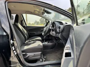 Toyota Vitz 2018 Black