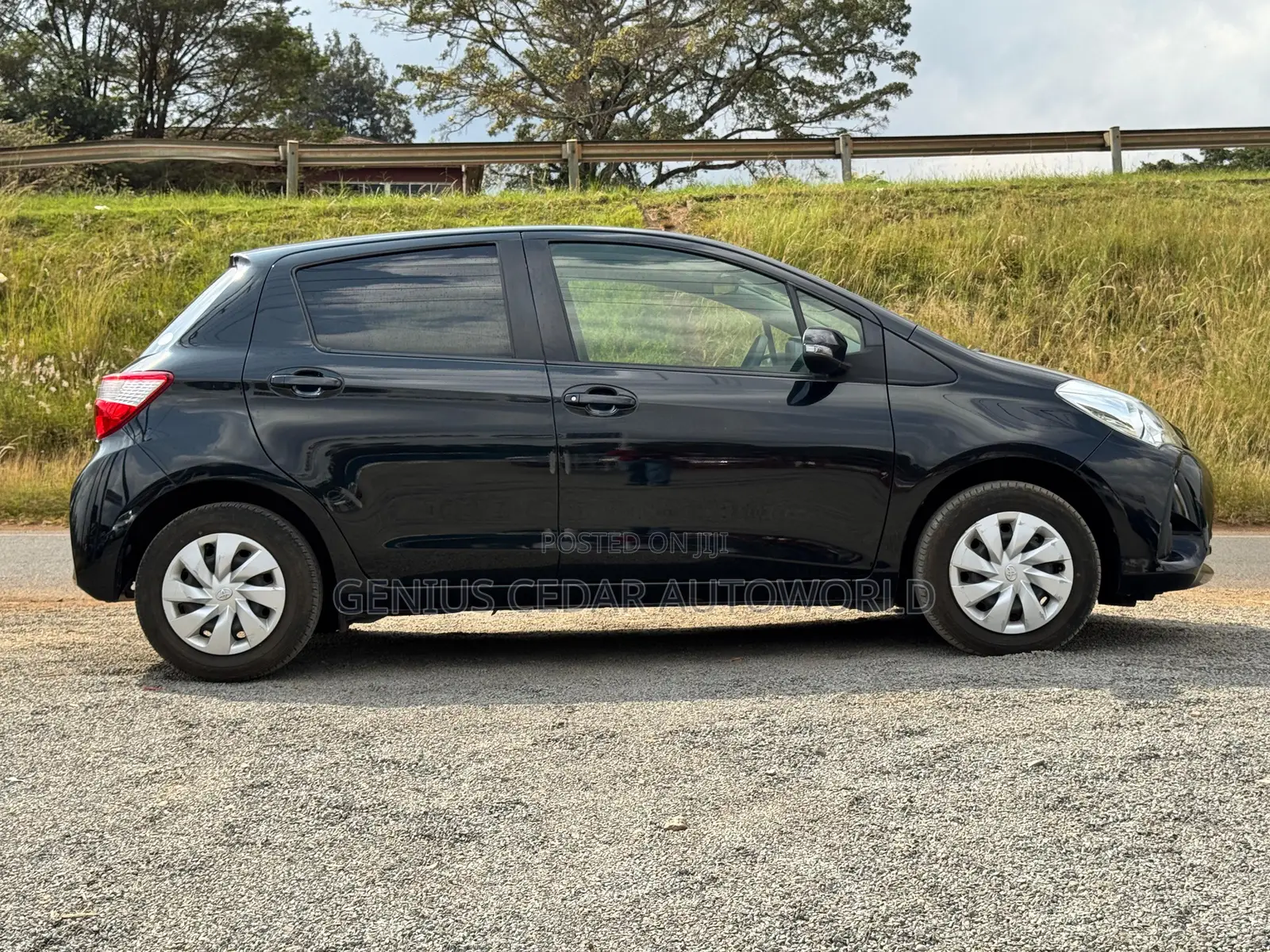 Toyota Vitz 2018 Black