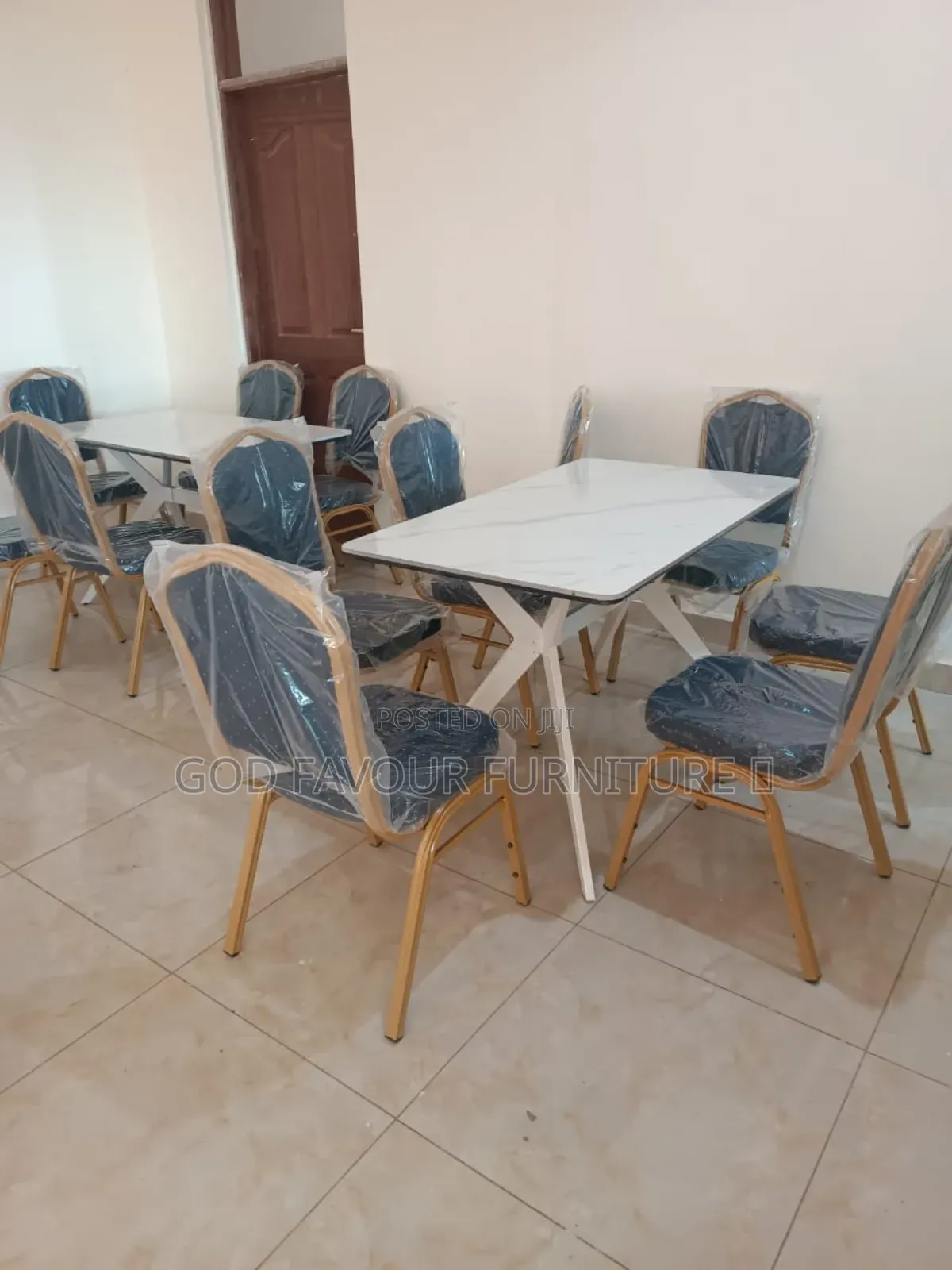 Modern Vintage Dining Table/ Hotel Table With 6 Chairs Kjs3