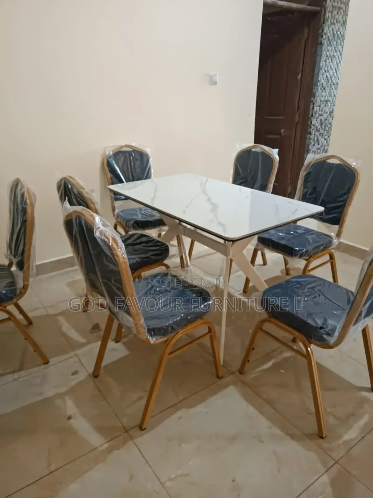 6 Stackable Dining Chair Plus Dining Table/Hotel Table Hft5