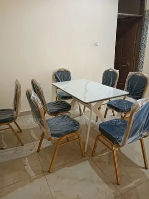 Whitish Dining Table/Hotel Table Plus 6 Unique Chairs Lpy6