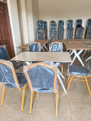 Brand New Dining Table Set Plus 6 Stackable Chairs Yp8k