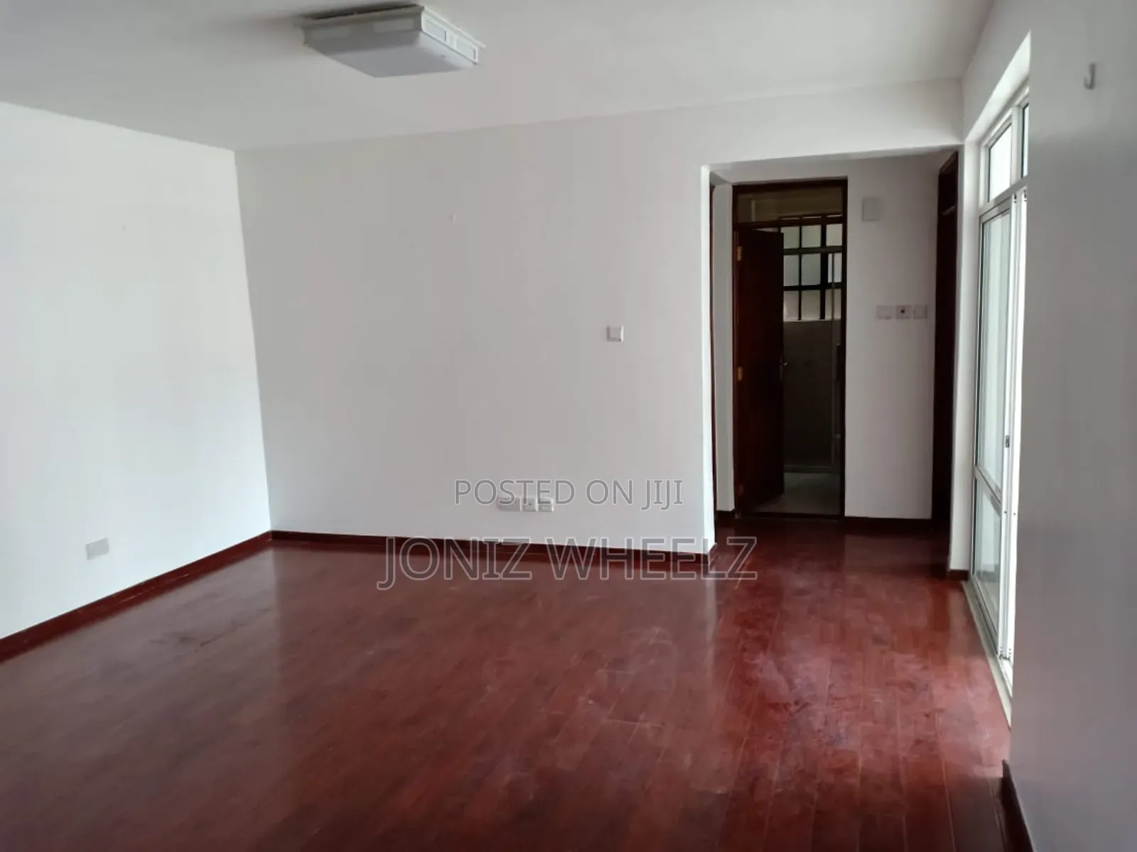 3bdrm Apartment in Nantie Gardens, Lavington for sale