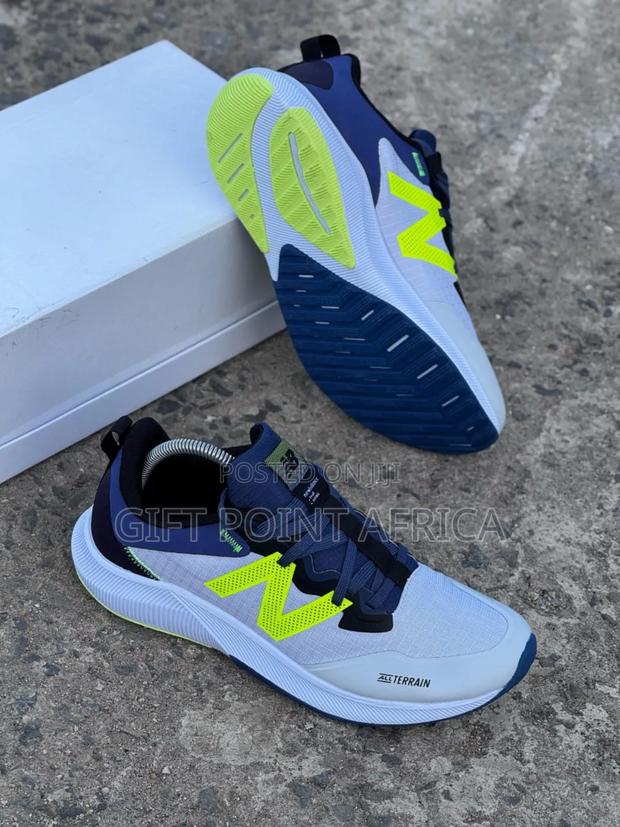 *Grey High Quality (New Balance) Runners* Normal Fitting - main view