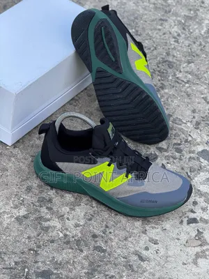 *Green High Quality (New Balance) Runners*