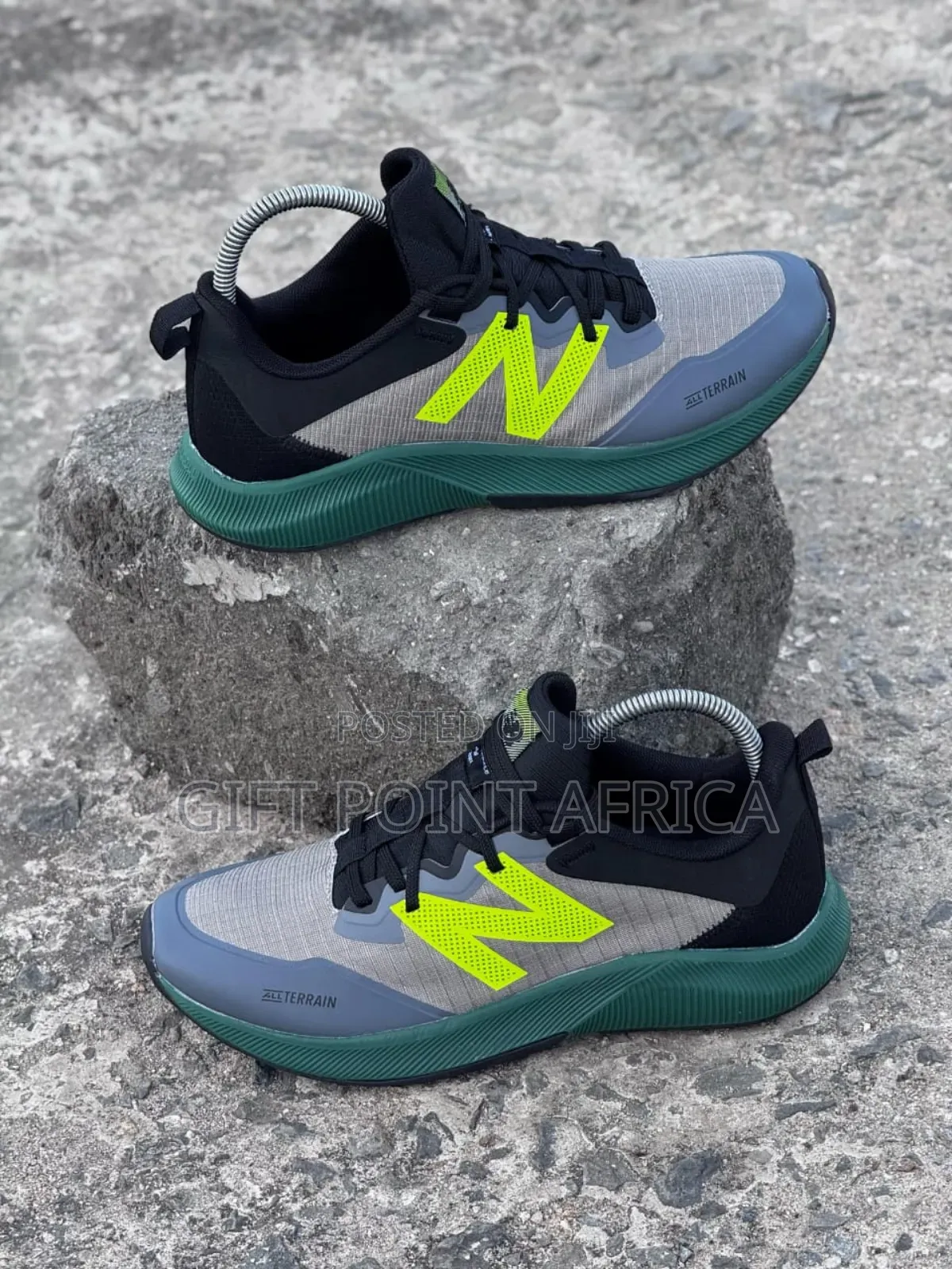 *Green High Quality (New Balance) Runners*
