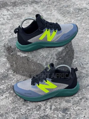 *Green High Quality (New Balance) Runners*