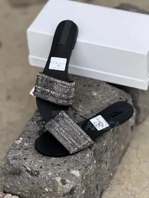 Black High Quality (Zara) Slip-on Sandals*