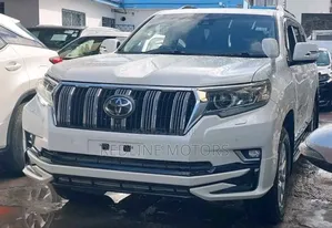 Toyota Land Cruiser Prado 2018 White