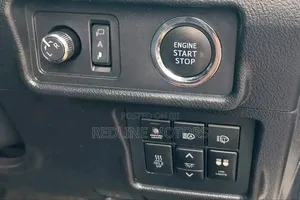 Toyota Land Cruiser Prado 2018 White