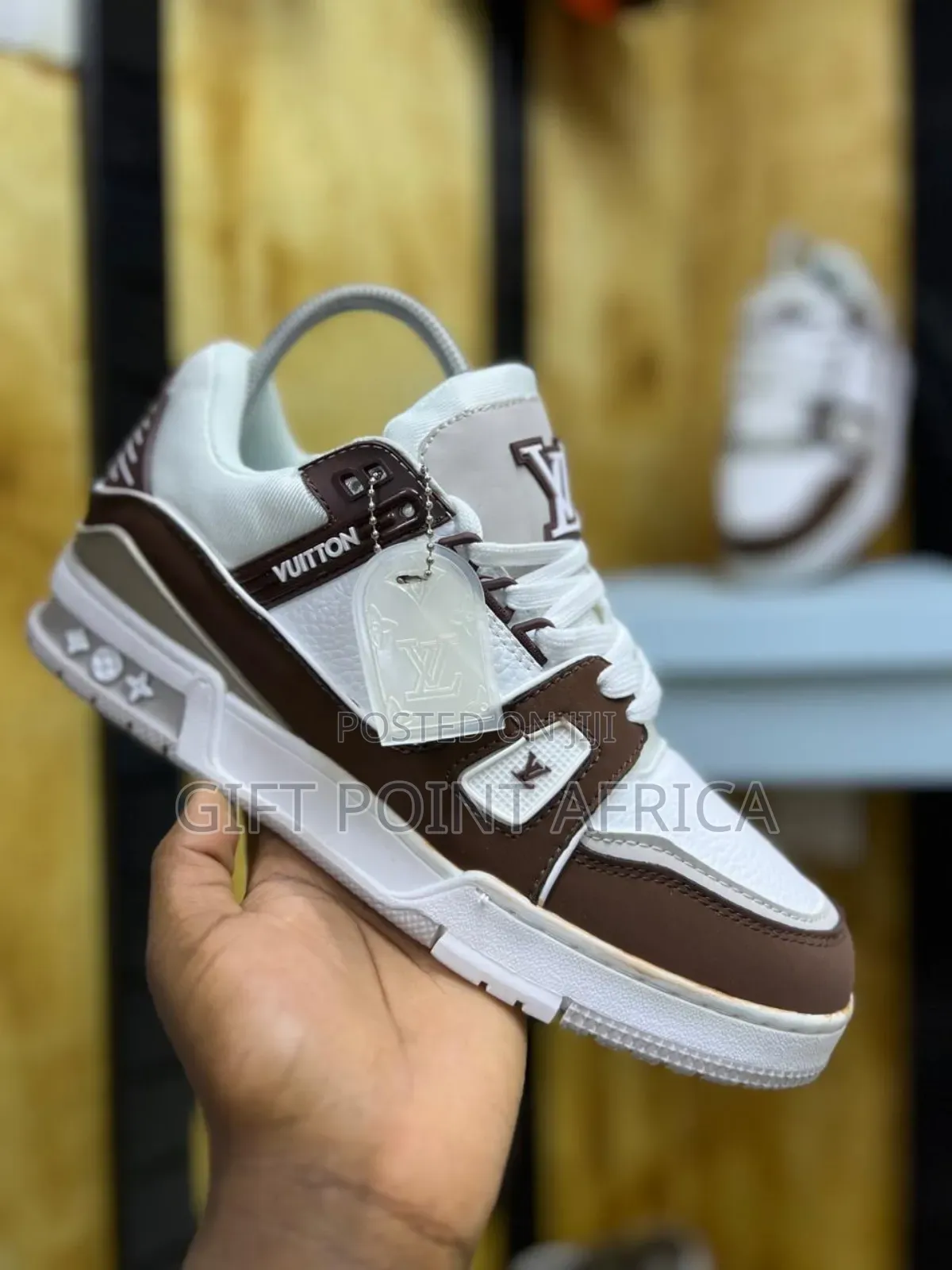 *Luis Vuitton Trainers*Sneakers