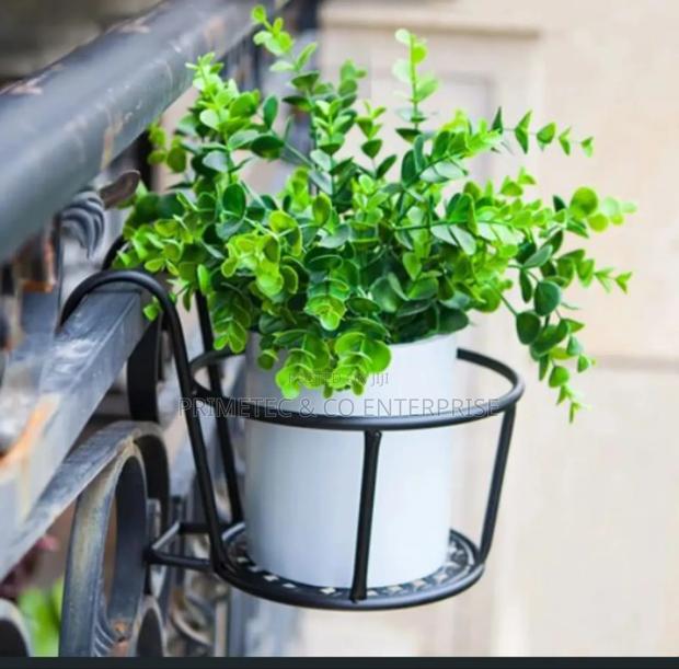 Metallic Over the Balcony Flower Pot Holder - thumbnail 3