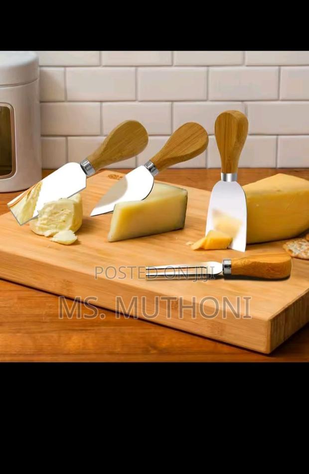 Butter Tray Set With Built-in Knives - thumbnail 4