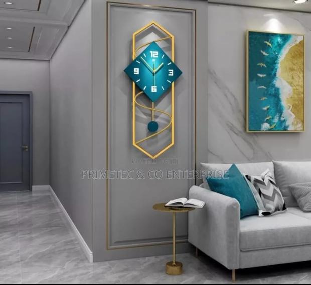 *Large Wall Clock With Decorative Wall Ornament - main view