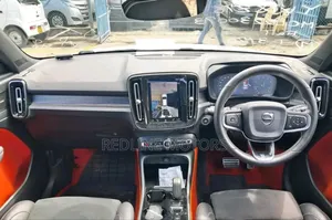 Volvo XC60 2018 Pearl