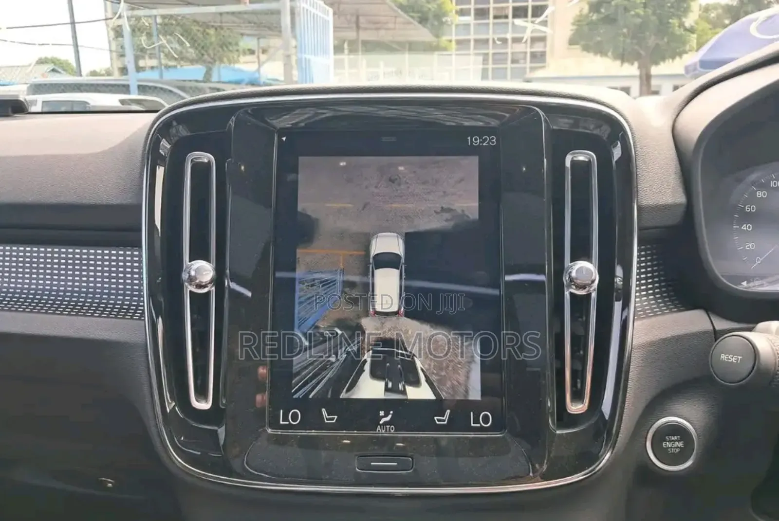 Volvo XC60 2018 Pearl
